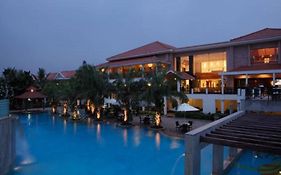 Palm Meadows Resort Bangalore